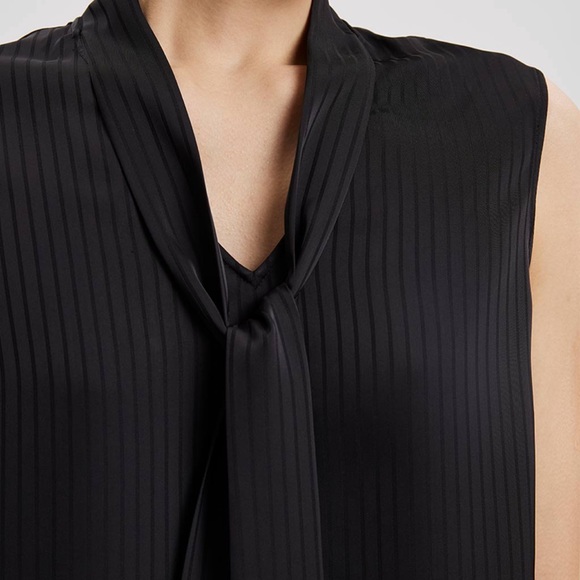 Lattelier Scarf Neck Sleeveless Blouse - Picture 7 of 14